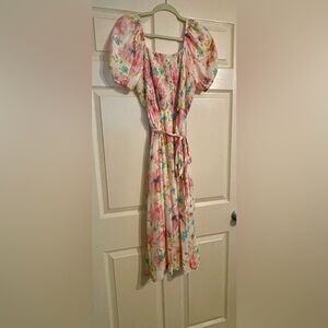 Floral Puff Sleeve Dress  Medium